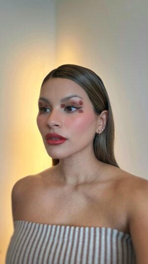 Tabitha Nauser Instagram - Dressed in the new limited-edition Lancôme x Louvre Collection - literally, wearable Art 🎨🖌️

Using the L’Absolu Rouge Drama Matte Lipsticks in shade 274 French Tea, 196 French Touch and 200 French Drama - longwearing matte lipsticks with the most vibrant color payoff, but with a bit of imagination, can transform into whatever you want. 

Discover the complete Lancôme x Louvre Collection today! Now available online at Lancôme e-Boutique and in-stores at all Lancôme counters! 

@lancomeofficial @lancome.official #LancomeSG #LancomexLouvre #BeautyIsALivingArt