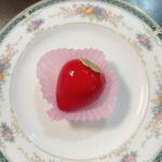 Tae Kimura Instagram - 。 かわいいケーキ いただきました〜 ほっこり。 さぁ今日は 福島県へ。 明日 山形交響楽団の皆さんと 舞台に立ちます。 お時間ある方は 是非、須賀川へ。 (チケット有無は ご確認くださいね) みなさんと 楽しめると良いなあ🌸 #山形交響楽団 #ドリームコンサート #with #木村多江 #須賀川市文化センター 3/30（土）午後3時〜 東京は荒れ模様。 心は 穏やかな一日に なりますように。。 行ってきます。 いってらっしゃい😊