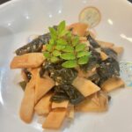 Tae Kimura Instagram - 。 自分や家族が 作って 本当に たけのこ 料理 沢山 食べました。 #うちごはん 煮物は 醤油味、味噌味 豆板醤、オイスター味など。 青椒肉絲はもちろん 蕗のとうとたけのこのパスタや ホタルイカたけのこご飯など 定番以外も。 旬のものを 食べる贅沢。 山の恵みに 感謝しながら。。 次は 何を 収穫できるかなぁ🍀