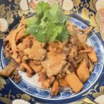 Tae Kimura Instagram - 。 自分や家族が 作って 本当に たけのこ 料理 沢山 食べました。 #うちごはん 煮物は 醤油味、味噌味 豆板醤、オイスター味など。 青椒肉絲はもちろん 蕗のとうとたけのこのパスタや ホタルイカたけのこご飯など 定番以外も。 旬のものを 食べる贅沢。 山の恵みに 感謝しながら。。 次は 何を 収穫できるかなぁ🍀