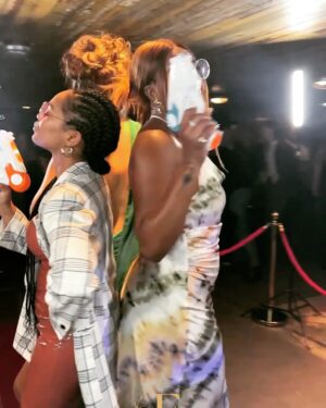 Tahirah Sharif Instagram - “No new friends” is such a dumb statement.
•
I met these amazing girlies whilst filming #atowncalledmalice early last year and I genuinely love them so much 💞
•
@ronke.olaibi
@elizabutterworth
•
#newfriends
#appreciationpost
#hotgirls
#womensupportingwomen
#gorgeous