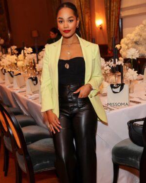 Tahirah Sharif Instagram - Thank you @culturalinfluence & @missomalondon for a genuinely wonderful night celebrating the launch of the new AW ‘23 Glamour Collection ✨
•
•
#missoma
#jewellery
#ilovegold
#style
