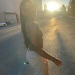 Taila Santos Instagram - Thank you lord for the sunshine 🙌🏽☀️