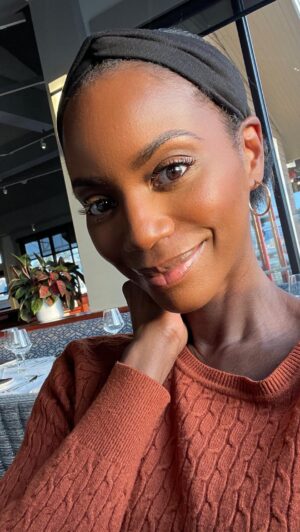 Taja V. Simpson Instagram - GRATEFUL!!
I’m so happy to to be outside!! As a new mom, it can be tough to carve out space for extracurricular activities with a newborn! But we are finding our way! I just love spending time with my new little family! 🤗

#tajavsimpson #familytime #sunset #beachlife