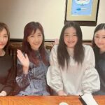 Takako Tokiwa Instagram - 先月、能登へ炊き出しに行く際、炊き出し素人が被災地にご迷惑をお掛けしないよう行くにはどうしたらいいんだろうと悩み…高島礼子さんに失礼ながらお願いをしてみた。 「炊き出し支援を何度もされている伍代夏子さんにお話を伺うこと出来ないでしょうか？」と。 礼子さんも能登にずっと心を寄せてらしたから、すぐにご紹介くださり…不安に思っていたことなどを伍代さんから直接、たくさんたくさん教えていただき、向かうことが出来た。 珠洲で奥能登国際芸術祭を一緒にコンプリートした仲間由紀恵ちゃんとは発災後からずっと連絡を取り合い、能登を考え続けてきた。 今、私たちにできること…大先輩から色々と教わりました✨ 素敵な出逢いを…ありがとうございますっ。 #伍代夏子さん #高島礼子さん #仲間由紀恵さん #由紀恵ちゃんが #伍代夏子さんのことを #陰で #伍代さま って呼ぶのが #大奥の #みだいさま #御台様 #みたいで最高 （笑） #礼子さんもいるし #貴子の脳内では #ずっと時代劇でした🤣💦 #御台様を囲む春の宴 #由紀恵ちゃんインスタ始めました！！