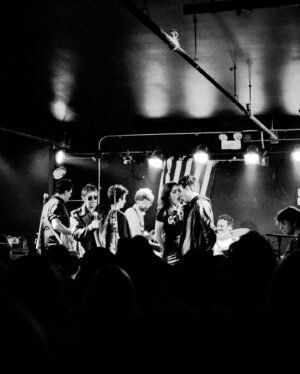 Talia Ryder Instagram - Everything will happen! Thank you nyc for coming out to see the sweet east and for coming to our first CONCERT 😈 Evening mirror written by Paul Grimstad and performed by me is out on Spotify and stuff 🙊🙊💯✨ ty to spw for putting this awesome night together 💓💓💓💓