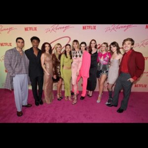 Talia Ryder Instagram - Do revenge premiere!!! So proud to be in this hot person movie
