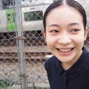 Tamaki Shiratori Instagram - ⁡
⁡
水曜日ってなんか特別で
一日が早く終わる気がするんだけど
私だけかな、、？
⁡
前の投稿の答え合わせ🌵
アイコン変えました✌🏻✨
気付いた方が多くてビックリしました！
⁡
新アイコン、よろしくお願いします😊
⁡
⁡
#白鳥玉季 
#トップコート