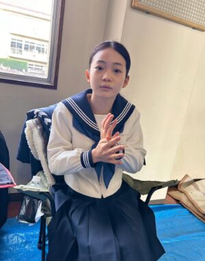 Tamaki Shiratori Instagram - ⁡
⁡
この後、#いちばんすきな花 最終話です💐
みんなでリアタイしましょう💪✨
⁡
#白鳥玉季 
#topcoat