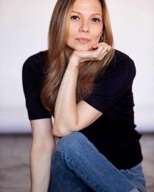 Tamara Braun Instagram - “You cannot escape the responsibility of tomorrow by evading it today.” ~Abraham Lincoln  Let’s face it. I’m with you. Xo #love #tbt #bebrave #yougotthis