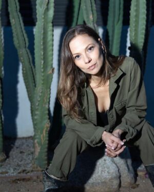 Tamara Braun Instagram - The spiritual meaning of a cactus is one of endurance. It symbolizes the ability to see beyond what is visible with our naked eyes. 

Cacti represent the need to trust that you are protected from danger and threats, and that the biggest threat comes from the armour you shroud yourself in everyday. #love #cactus #green #woman #trust 📸 @troyblendell