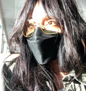 Tamara Taylor Instagram - Almost there Mom... FINALLY!!! With a tsunami of hugs in my carry-on 🤍