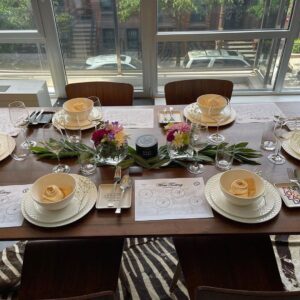 Tamara Taylor Instagram - Absolute PERFECTION✨

Repost from @daniellemonetruitt
•
#LatePost I love me a good Brunch! Especially with good people. I mean... EVERYTHING was PERFECT!!! Just excellence all around and so much FUN!!
.
.
.
Thanks for asking me to host @k_pari 🥰😍. I haven’t had the opportunity to decorate and host anything in SO long.
.
.
.
@kenplush your wine tasting experience was so bomb!!! Thank you!! And the gift baskets by @dashdiva13 😍😍😍!!!