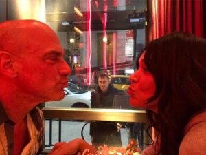 Tamara Taylor Instagram - Friends don’t let friends lurk 👀 

Repost from @chris_meloni
•
Hope you enjoyed L&O:OC tonight 
I know @dylan.mcdermott did