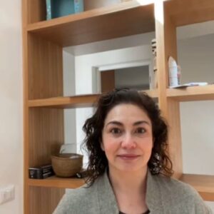Tamara Acosta Instagram - @fundaciontuimportas nace para darle a las personas más necesitadas servicios médicos y sociales que no están a su alcance, ya sea por costos o tiempos de espera, generando una red de apoyo y contención para una rehabilitación efectiva. 
 🩺
Esperamos que se unan a nuestra fundación y sean parte de nuestra gran misión, y trabajemos juntos por un Chile lleno de niños, niñas y jóvenes con sus necesidades de salud cubiertas, tanto en lo físico como en lo mental y emocional.

Porque Tú También Importas! 💚💙

Agradecimientos a @tamaraacostazambra y a Sebastián por apoyar nuestra causa y hacer este hermoso video.
.
.
.
#fundaciontuimportas #familiatuimportas #chile #chilesaludable #chile🇨🇱 #saludchilena #saluddecalidad #teleton #oms #minsal