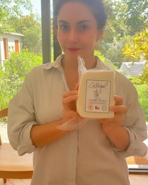 Tamara Acosta Instagram - Con lo que me guata el queso de cabra!!!!
Gracias amigos de @emporio_el_vergel