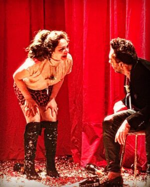 Tamara Acosta Instagram - Cover del pato salvaje 
Jueves a sábado 20:30
Domingo 19:30
Teatro la memoria 
Entradas por ticketplus!