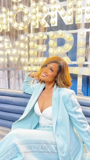 Tammy Townsend Instagram - Back in the N Y C! @abcgma3 “Average Joe” Premier’s June 26th on @Betplus 
.
.
.
Mua: @tedricklamarart
Hair: @xolani_ispeace
Stylist: @the_stylestudy
Suit: @weareivypark