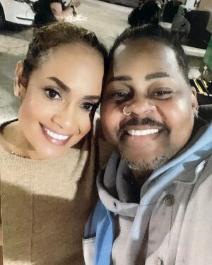 Tammy Townsend Instagram - Everyday I show up for work, these men make me feel so beautiful! @walamajik @genotheartist ❤️ #averagejoe 
#betplus