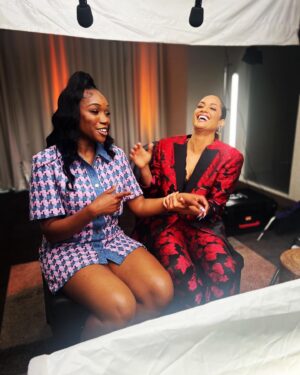 Tammy Townsend Instagram - The Average Joe cast is out here in these press junket streets! Coming to you June 26th on @betplus Let’s go!!! 🌹❤️🌹
.
.
.
@deoncole
@verbalberappin
@cyncityforever
@therealmichaeltrucco
@ashleyoliviafisher
#averagejoe
@betplus
@bet
Suit @fortunatokyo 
Mk/Hair @dpattersonmakeup1