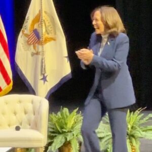 Tammy Townsend Instagram - Got a chance to hear @vp Kamala Harris speak on climate change yesterday. Thank you @ekg1 for the invite. ❤️