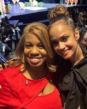 Tammy Townsend Instagram - Got a chance to hear @vp Kamala Harris speak on climate change yesterday. Thank you @ekg1 for the invite. ❤️