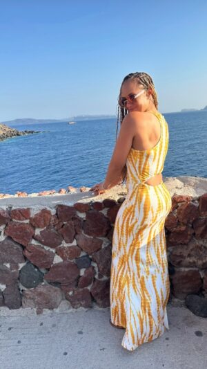 Tammy Townsend Instagram - All month long ya hear ❤️
.
.
.
#santarini
#greece
#fira