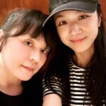 Tang Wei Instagram - 没记错的话，我们认识30年啦！这回见，你还是原来的那个你，我也还是原来那个我，都没变过，真好！