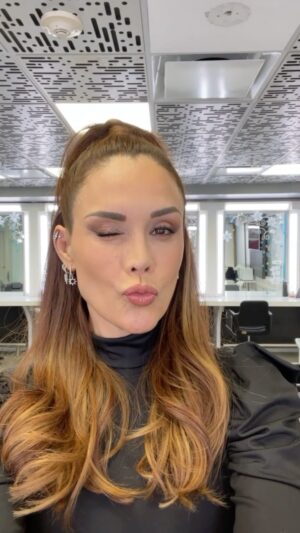 Tania Vazquez Instagram - QUE LA CALMA HABITE TU MENTE 🙌🏻 LUZ Y AMOR 🫶♥️