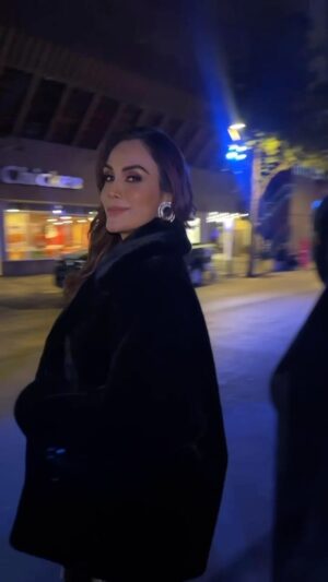 Tania Vazquez Instagram - Ten cuidado de aquellos que fingen amor por interés y amistad por conveniencia , porque ni sus palabras ni sus intenciones son honestas…😉♥️