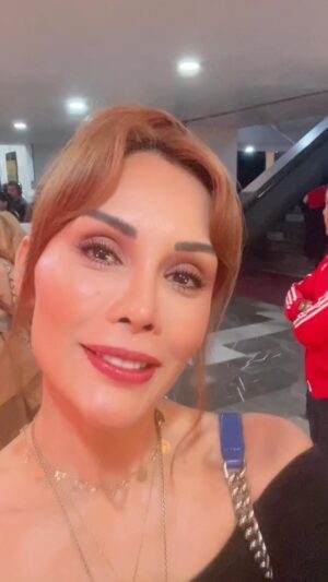 Tania Vazquez Instagram - Mucha luz y todo el éxito en esta gran Obra @elmagothewiz con un gran productor @juantorresmx y mi linda @mariadelsol10 Te quiero y te admiro 🙌🏻👏🏻😘 Gran talento @luceromijaresoficial y mi querido @eugeniomontessoro 👏🏻👏🏻 Gracias por siempre estar en mi vida y yo en la tuya @gils098 🩷💜💚TQM