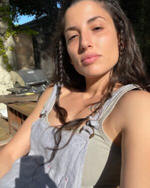 Tania Raymonde Thumbnail - 31.9K Likes - Top Liked Instagram Posts and Photos