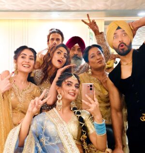 Tanisha Mehta Instagram - #zra 

@avisthename 
@officiallyjaideepsingh 
@manoj.chandila 
@sonia_kour4 
@monnikkakhanna 
@poonamjangrahere