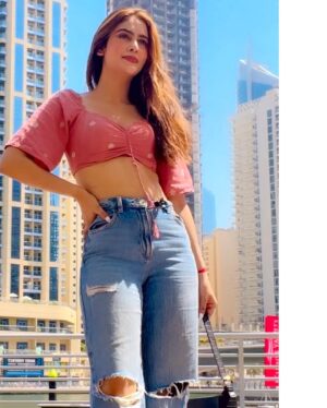 Tanisha Mehta Instagram - Swipe right 🦩🧚🏼‍♀️💗