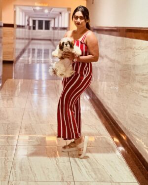 Tanisha Kuppanda Instagram - Aww 🥰 This beautiful place to hangout with family friends #gardenasiaresort 😃 good place good food and pet friendly with indoor games and pool 🥰🥰 good time spent with my family 😍😍 do check @thegardenasiaresort ❤️if ur planning for vaccayyy 😄😄