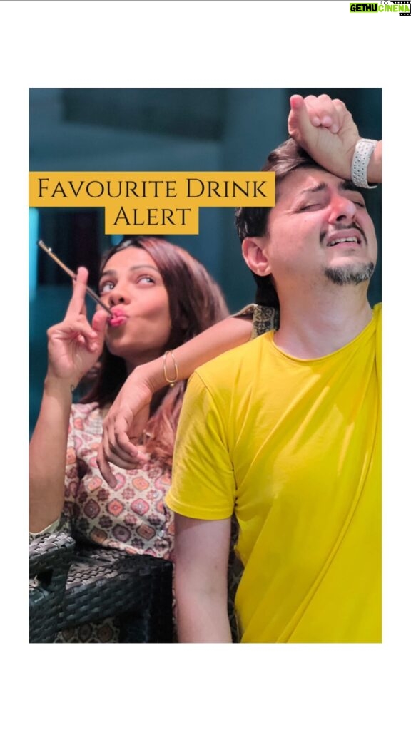 Tanvi Thakkar Instagram - Daily Dose Of Vitamin B(lood)🥤🥤 #couplevideos #funnyvideos #marriedcouple #tanvithakkar #tanvithakker #adityakapadia #newparents