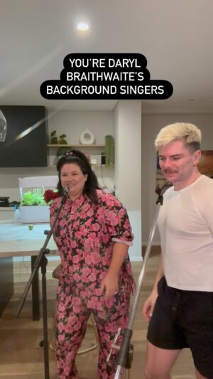 Tanya Hennessy Instagram - an Ozzie special 🇦🇺 
being away from @elizzabethhall for a month was tough, but the queen @tanhennessy stepped up to the mic for a special performance with @daryl.braithwaite 🐎🐎🐎