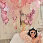 Tanya Hennessy Instagram - It’s giving HEN…nessy weekend. 🩷🤍