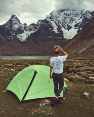 Tara Holt Instagram - Every day is Earth Day 💚 Happy 22’ everyone 💫