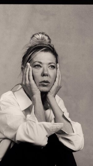 Tara Reid Instagram - @tarareid isn’t just a party girl. 

Photographer: @alexgharper
Hair: @laurarugetti
Makeup: @itsafilmphoto
Talent Bookings: @specialprojectsmedia
Video: @samueljosephs