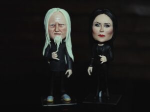 Tarja Turunen Instagram - 🤣We love these dolls! Thank you @jesslmarques for gifting us and the artist @airlansantosbiscuit for your talent ♥️