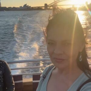 Tatiana Merino Instagram - Cuál es el secreto de la vida! 
Solo disfruta el camino
#tatianamerino #australia #NildaMoya #Lapirilacha