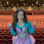 Tatiana Instagram - Es @oficial.tatiana y claro que vas a estar en su gran concierto infantil este próximo sábado 27 de abril en el @escenariognpseguros 🤩 Boletos en taquillas y Ticketmaster ⭐️ Link en historias destacadas