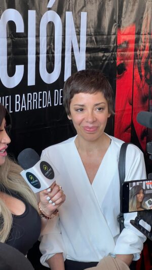 Tatiana Astengo Instagram - Conferencia de prensa en #Arequipa por el estreno de la película REDENCION @pelicularedencion 
de @miguelbarredadelgado 
Ya está en cines! 
Ya la viste? 
#cineregional
#cineperuano