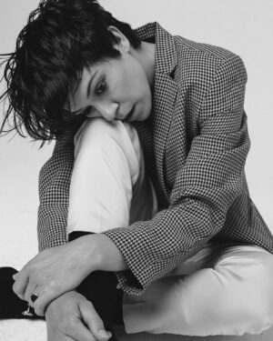 Tatiana Maslany Instagram - sad boy suit boy shot by the UNBELIEVABLE @catielaffoon (hairs by my love @creightonbowman, face by @kimbermakeup & style by @tarzinichols)