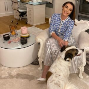 Tatiana Stefanidou Instagram - Λέμε να νέα μας εμείς οι δυο. 🐶 #outfit #outfitoftheday #dogsofinstagram