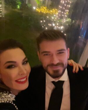 Tatiana Stefanidou Instagram - Και οι άντρες μου! Καλή χρονιάααααααααα!!!