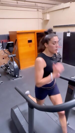 Tatiana Suarez Instagram - “Ambition is priceless, it’s something that’s in your veins.” 🎶 🎼 🎵 

#mma #wmma #ufc