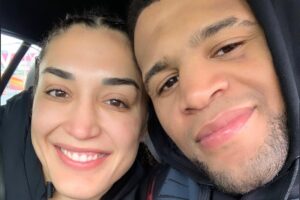 Tatiana Suarez Instagram - We got the Victory! What a journey!  I’m so thankful to have the support system that I do. My coaches @romiearam @77natepettitmma_ @jasonmanly @drandygalpin @_delaveee @codyhamane @bckysmmrs @bo.sandoval 
Thank you for being a great friend and training partner @rachaelcummins 
Thank you @micheleohayon @cassiuscorrigan for telling my story ❤️
I have the best family! I love you guys so much. @ricky_steamboat @juliaa.padilla @lisamom2four @ogredoubleg @michlo82 @lwc_coachlopez_ @adria2975 

Thank you @heatherlinden @drtera @ryanyim @b_oh_b for getting me back to health. 🙏🏽

Thank you my love @patchymix you encourage me and inspire me every day. I love you so much. A love I’ve never had and I’m so thankful for. Now it’s your turn. I can’t wait to watch you win the belt April 22. ❤️

#mma #wmma #ufc #comeback