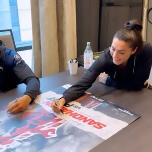 Tatiana Suarez Instagram - I’m so excited to be the co main event here in Nashville, Tennessee. I love competing and I’m blessed to do what I love the most. Almost time 🙏🏽🙌🏽❤️

@patchymix told me to do a different pose. Second slide is what I chose 🤦🏻‍♀️😂

#mma #wmma #ufc #nashville